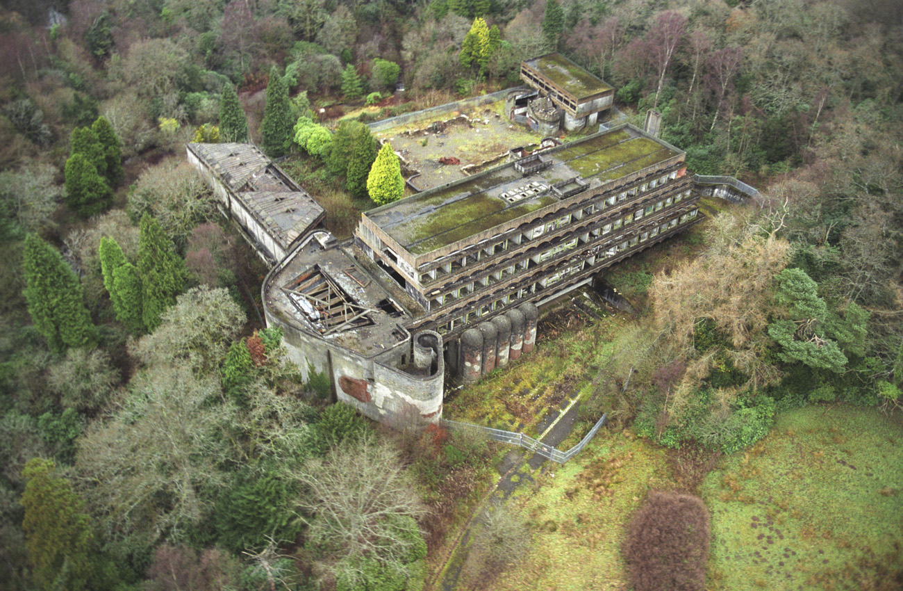 NVA's Kilmahew/St Peter's. ©Tom Kidd, courtesy of Alamy.